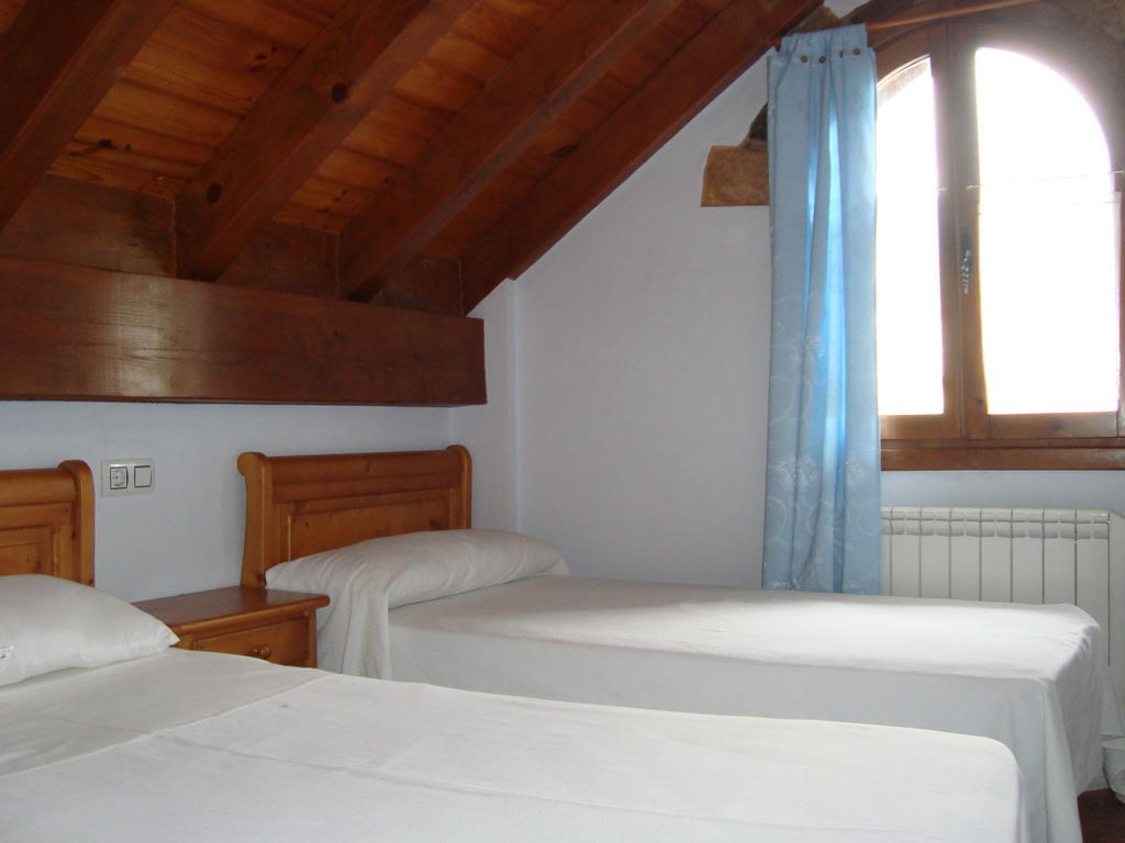 Apartamentos Saila Кастехон-де-Сос Номер фото