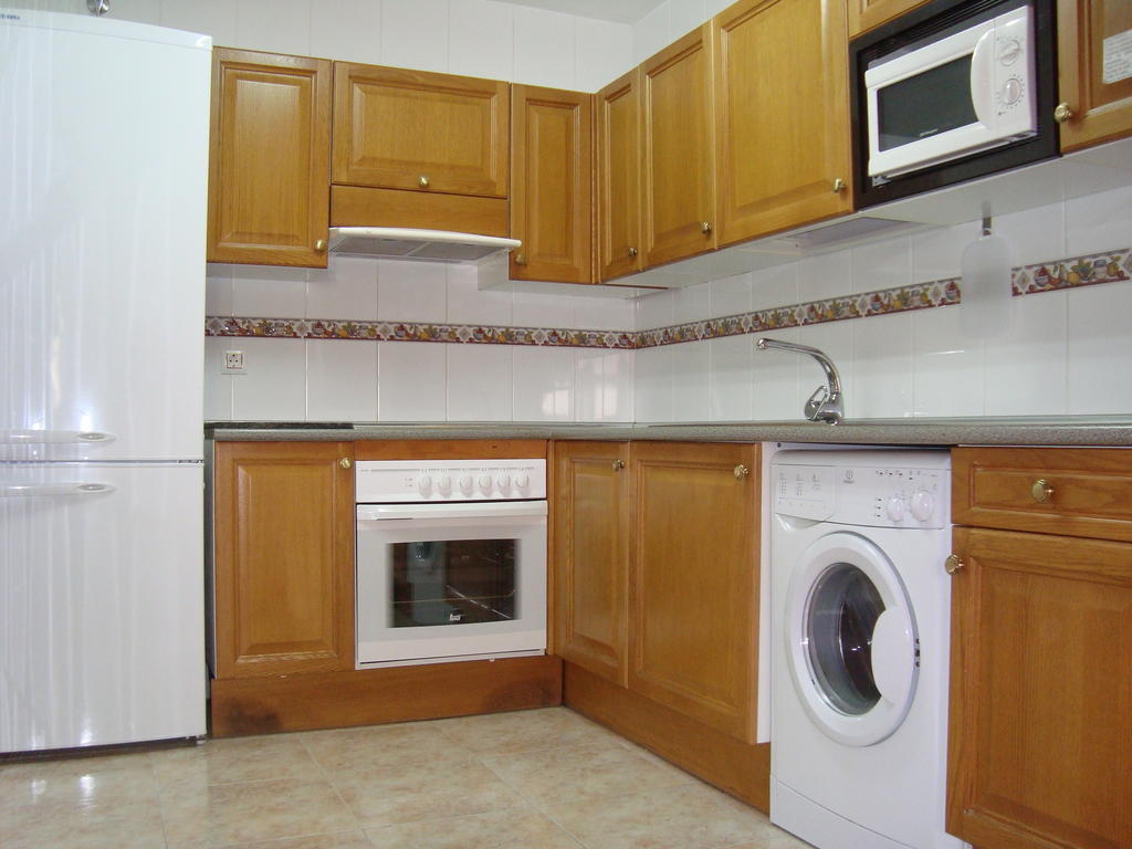 Apartamentos Saila Кастехон-де-Сос Екстер'єр фото